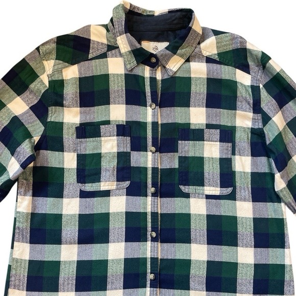 Legendary Whitetails Plaid‎ Button down Size XL - Picture 1 of 6